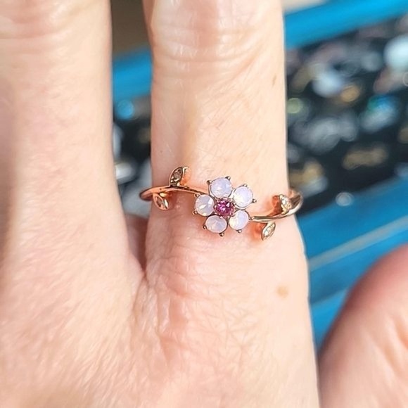 Sakura Cherry Blossom 3 ring set - Fragrant Jewels - Picture 3 of 11